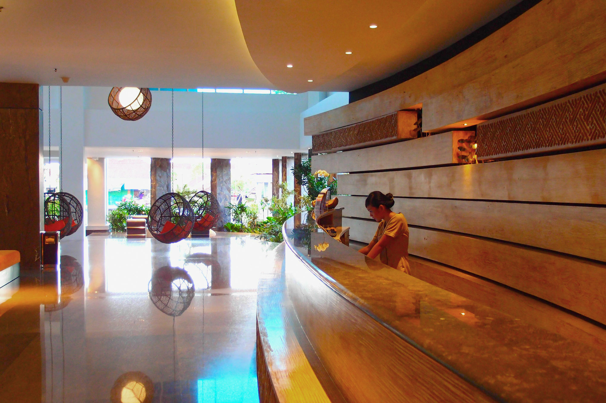 B Hotel Bali & Spa Denpasar  Exterior photo