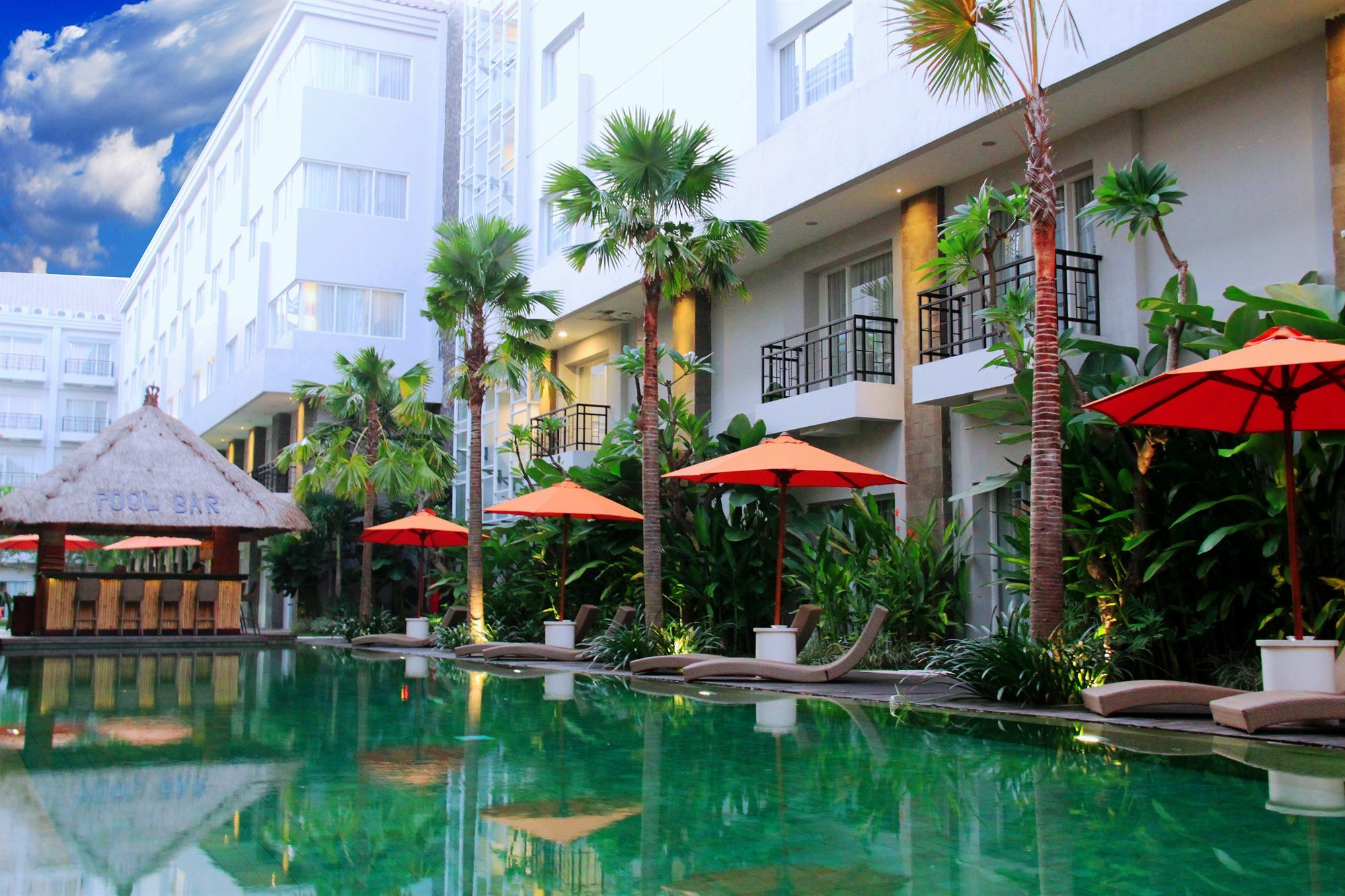 B Hotel Bali & Spa Denpasar  Exterior photo