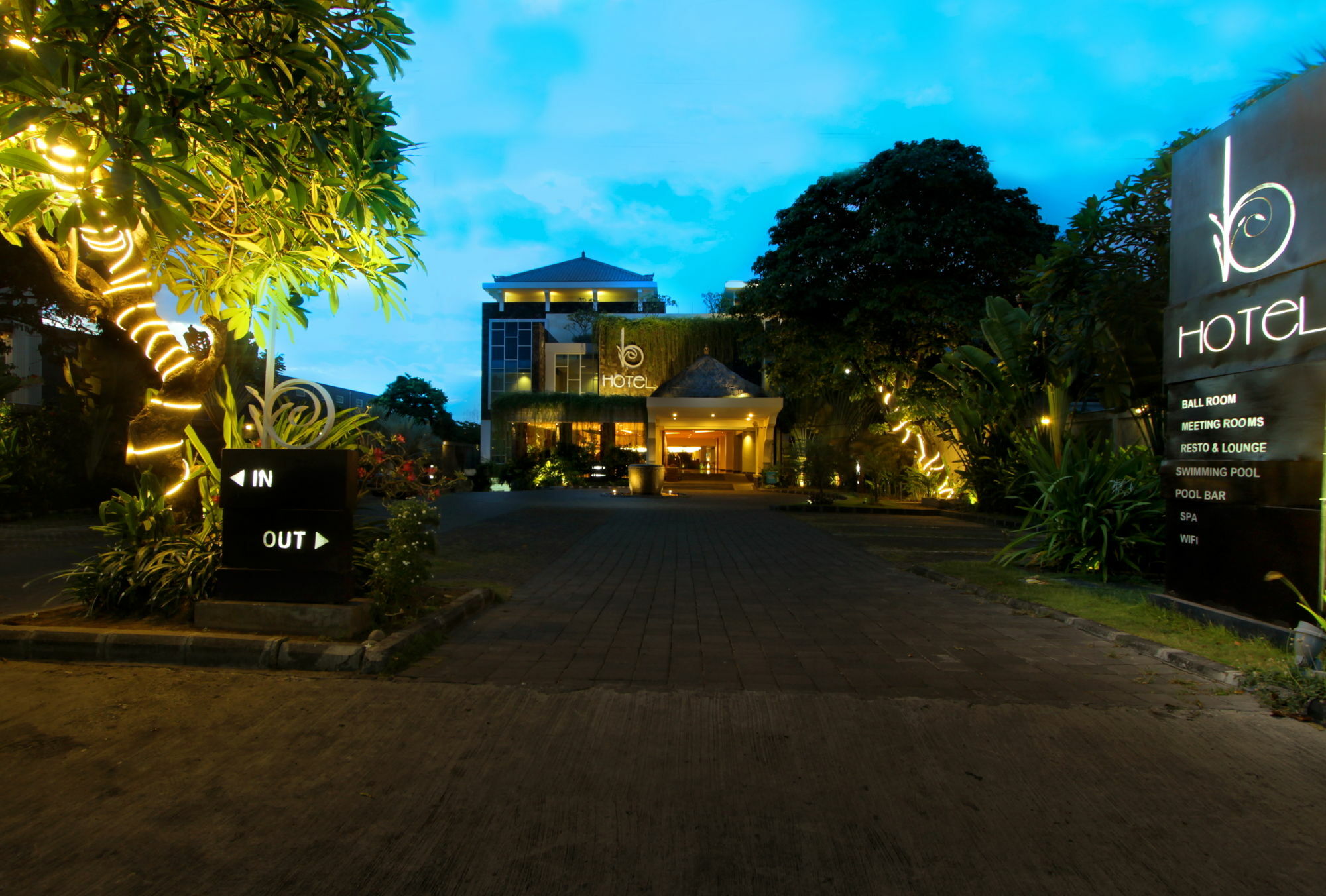 B Hotel Bali & Spa Denpasar  Exterior photo